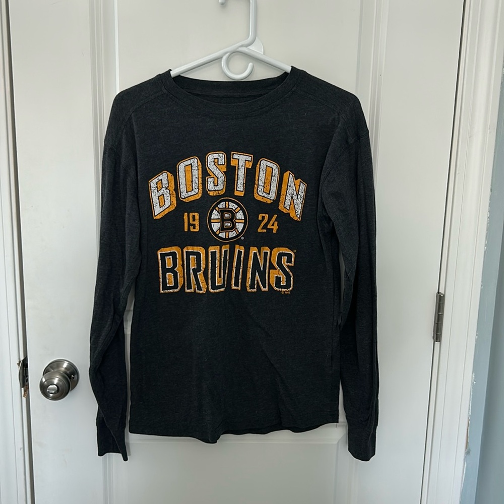 Bruins tee shirt